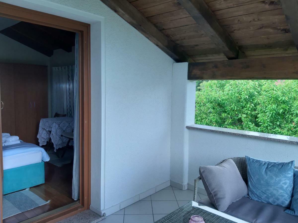 Sempas Rooms Leban מראה חיצוני תמונה